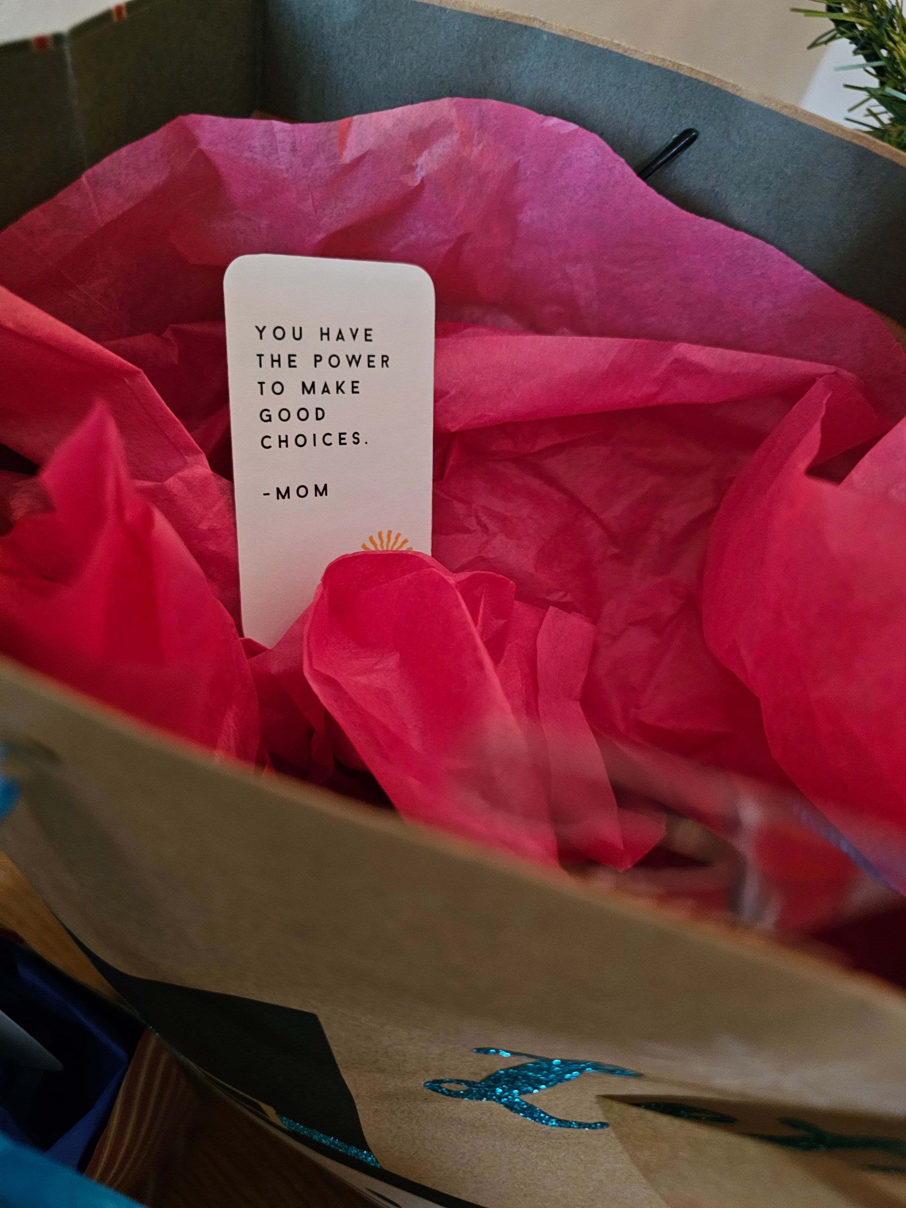 Notes from Mom by Zephyblue - Example - Gift wrapping